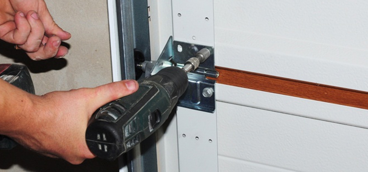 residential garage door service in Woodbridge